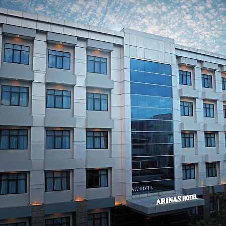 Arinas Hotel Бандар Лампунг Екстериор снимка